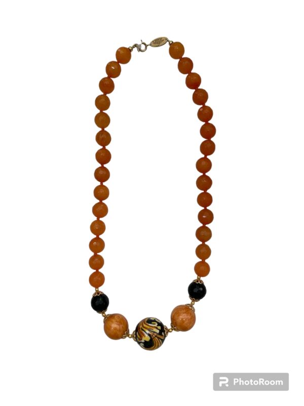 Collana arancione di Caltagirone
